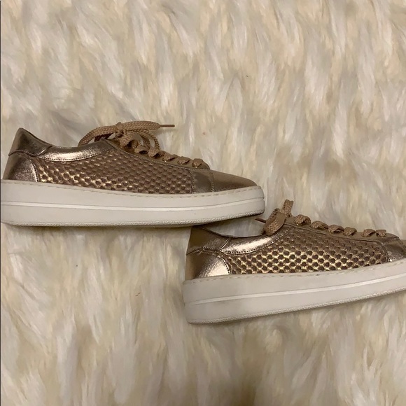 Women Steven Madden Sneakers size 8 - Picture 2 of 4